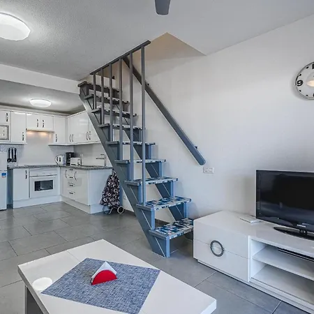 Apartment Americas Garden *