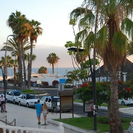 Americas Garden 아파트 *